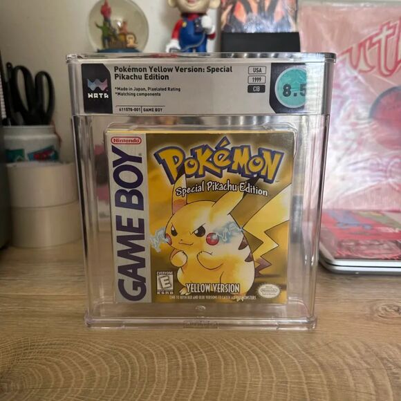 WATA Grade 8.5 Pokemon Yellow & Red CIB Charizard Pikachu Nintendo Gameboy - Picture 6 of 9